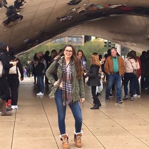 Meet your Posher, Kerilyn